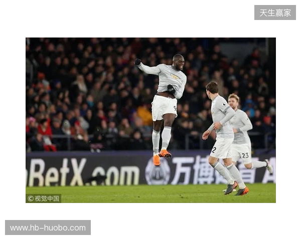 记者：18岁前锋莱西未入选曼联本场名单，阿莫林决定征召舍什科